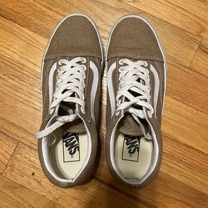 GREAT CONDITION SPARKLE VANS